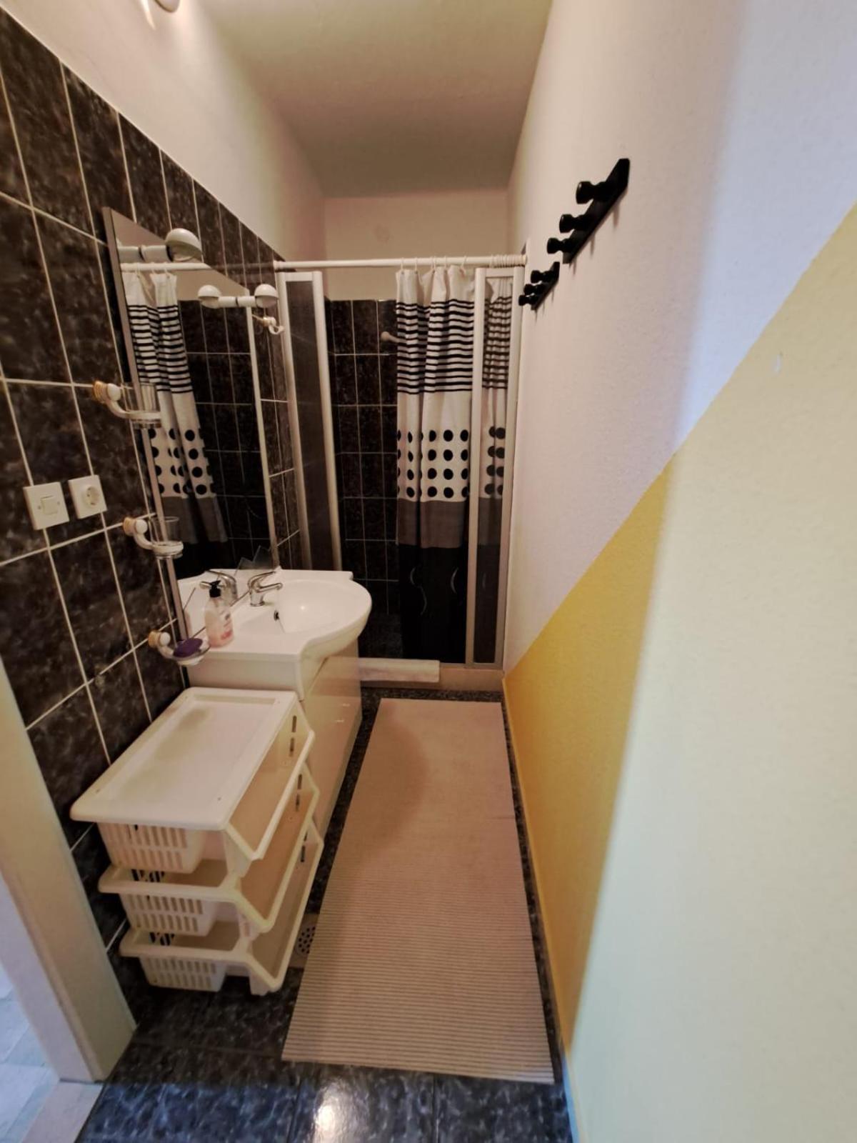 Apartmani Dusica Lumbarda Kültér fotó