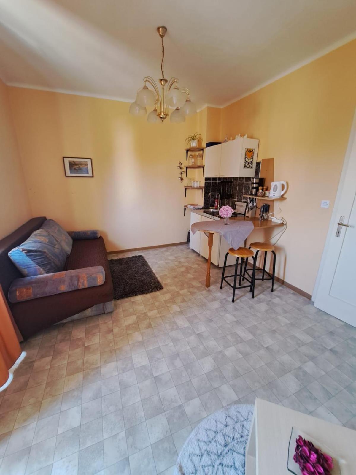 Apartmani Dusica Lumbarda Kültér fotó